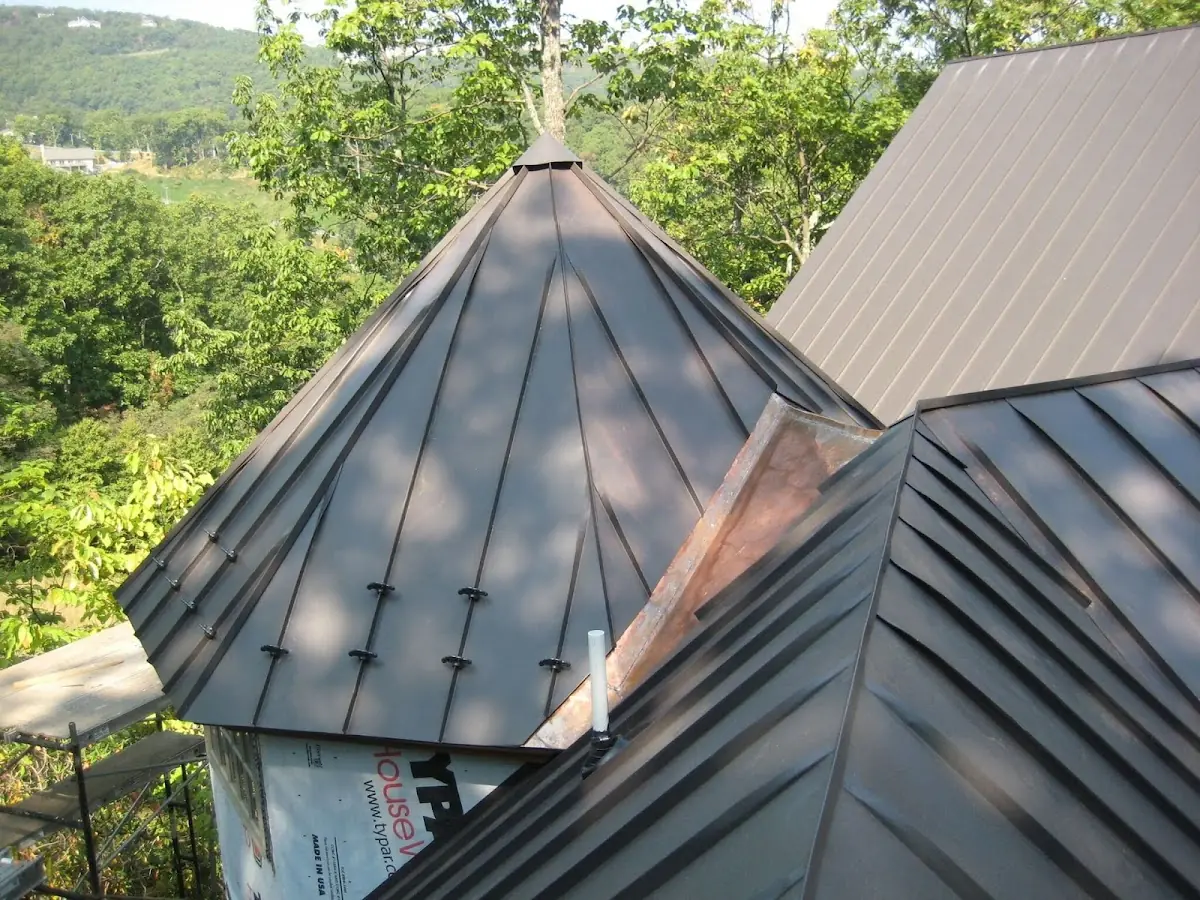 Professional Gutter Cleaning by Craftsman Roofing in Thermalito